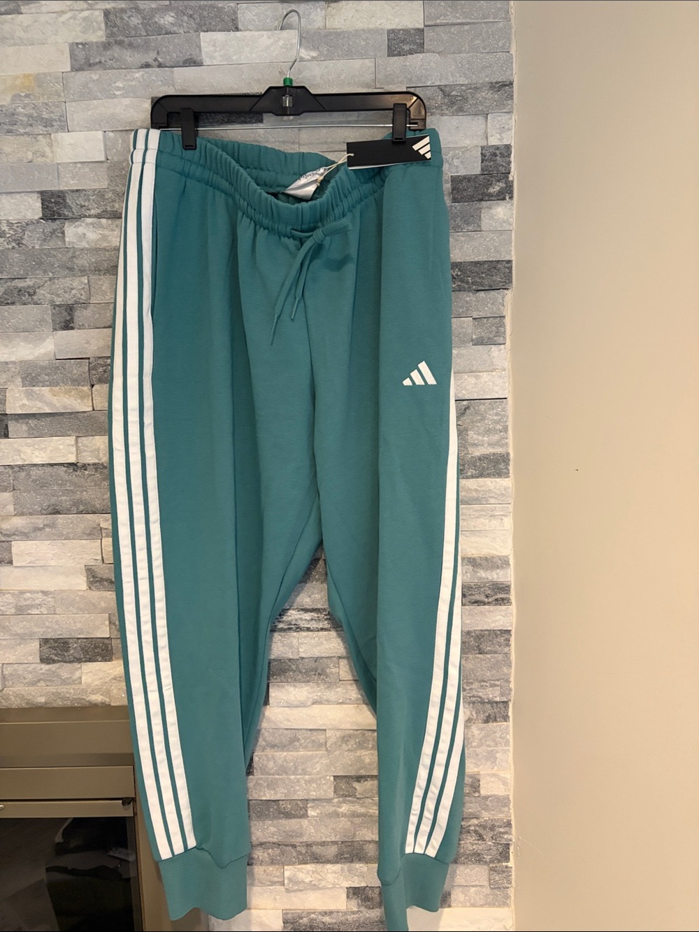 Adidas women's joggers new with tags size 3xlarge
